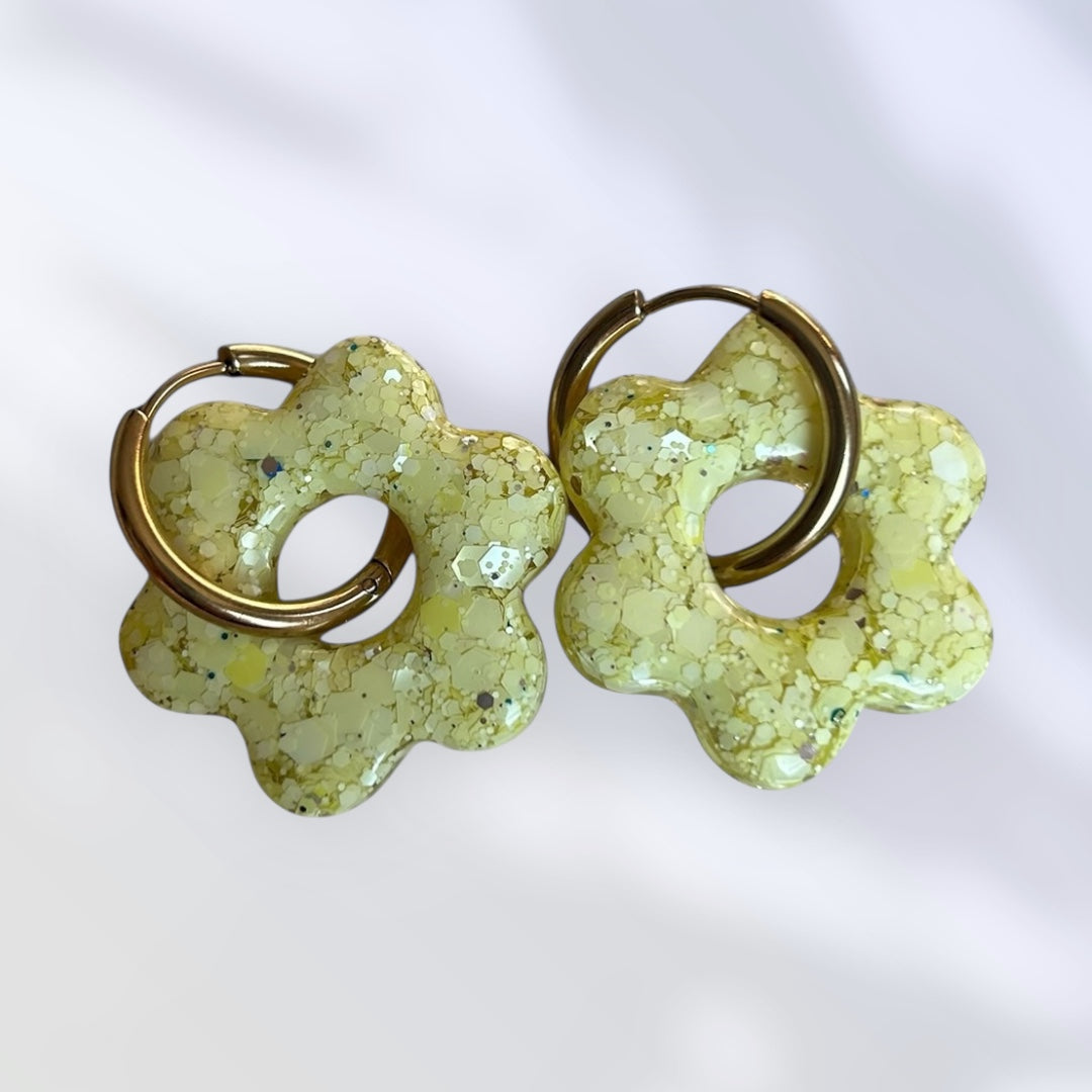 Boucle d’oreille Fleurs jaune pastel 🌸
