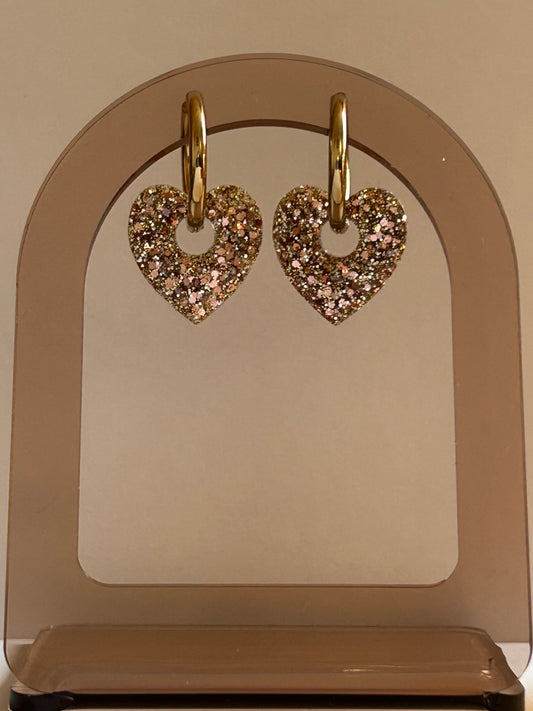Boucle d’oreille cœur rose doré